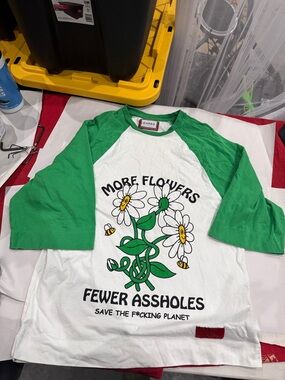 CHNGE White & Green Raglan Tee with Daisies Graphic- oversized